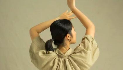 与辉同行被曝多次带货央视3·15点名鸡爪，回应：所售满山馋相关商品，并非曝光商品，选品之初已核查过商家检测报告