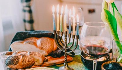 唐国强拍短剧王刚疯狂接商演！老来得子的他们为养娃不敢退休！